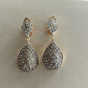 Gold clip on earrings